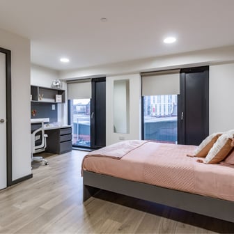 Platinum En Suite - Image 1